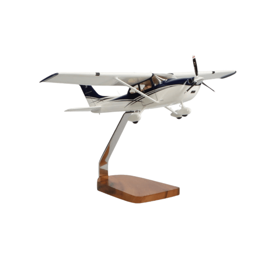 Modelo Grande de Caoba de Edición Limitada Con Cubierta Transparente Cessna® Turbo Skylane - Aero Tienda