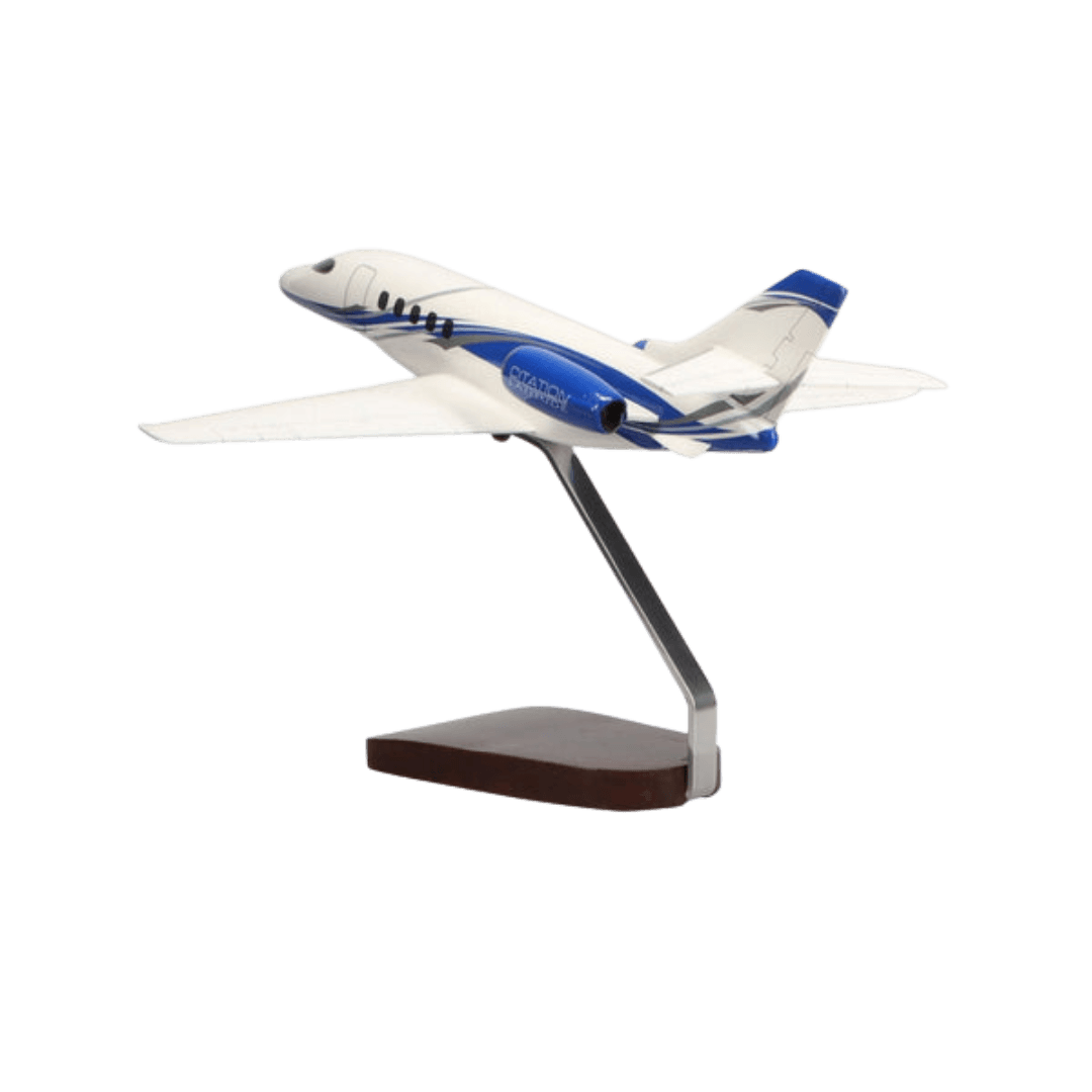 Cessna® Citation Latitude Edición Limitada Modelo Grande de Caoba - Aero Tienda