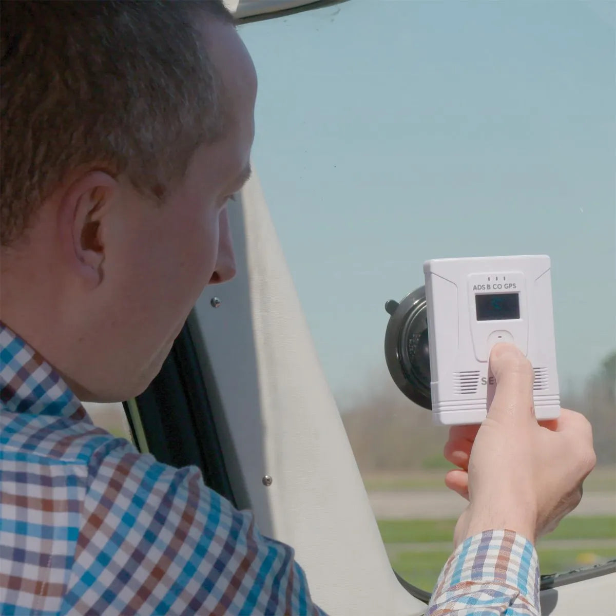 Receptor ADS-B ForeFlight Sentry Plus - vista 22 - Aero Tienda
