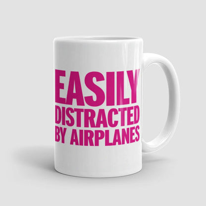 Taza "Me distraigo fácilmente con los aviones"